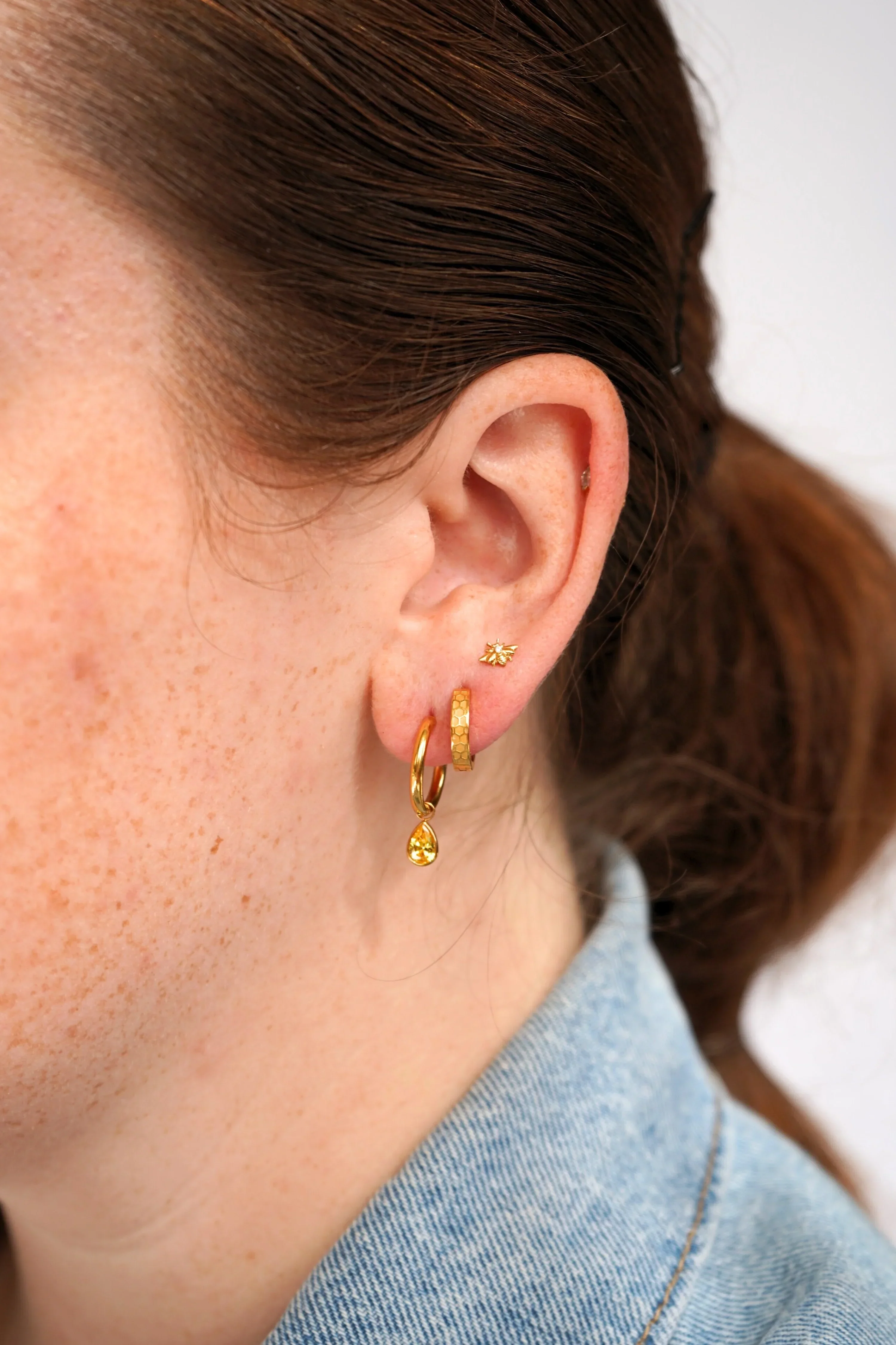 Honeybee Flat Back Stud - Image 3